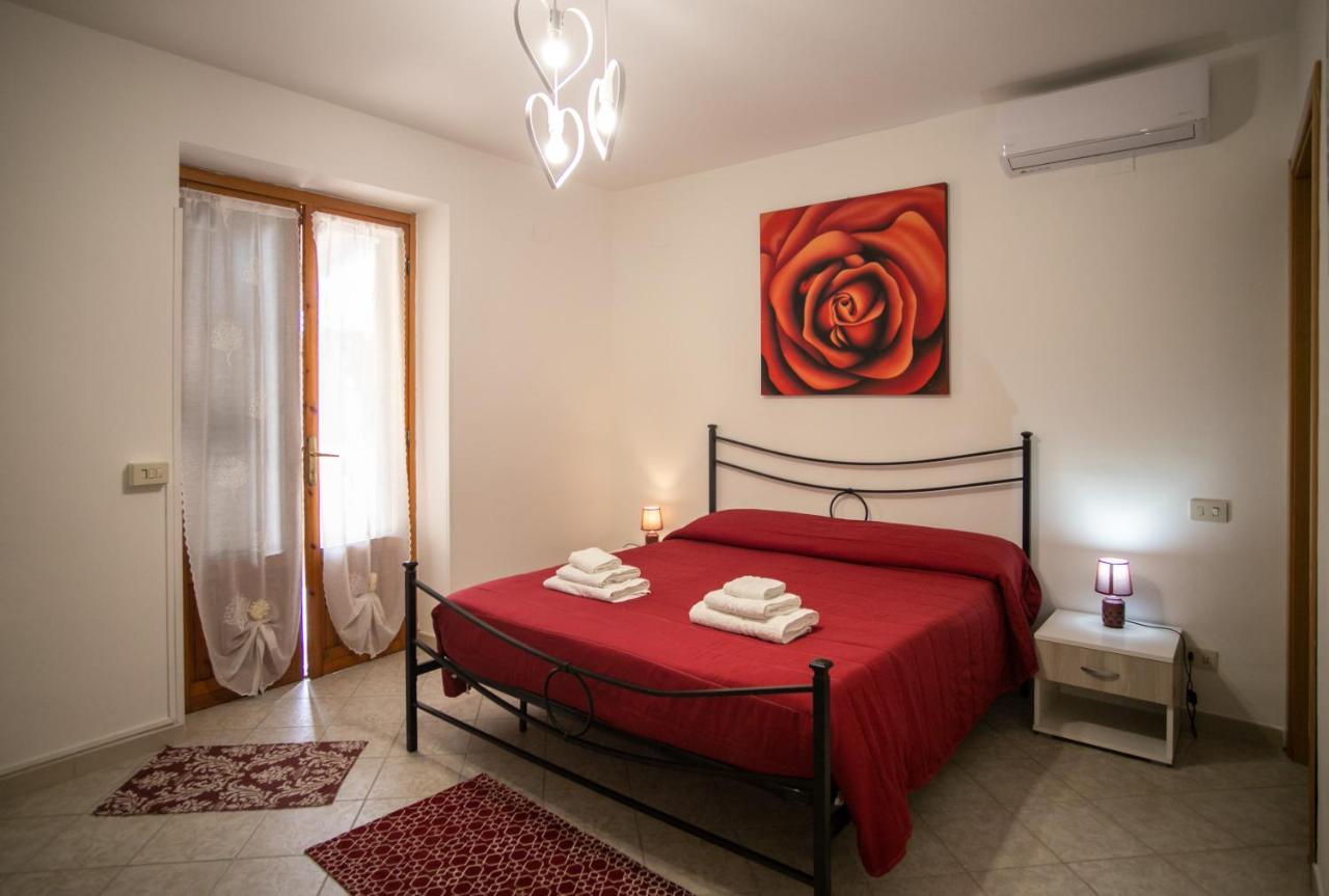 Royal Rooms Terracina Exteriér fotografie