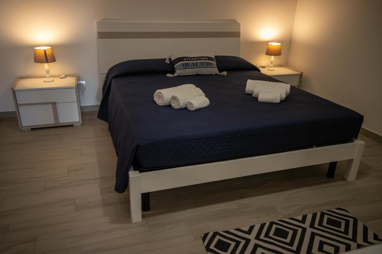 Royal Rooms Terracina Exteriér fotografie